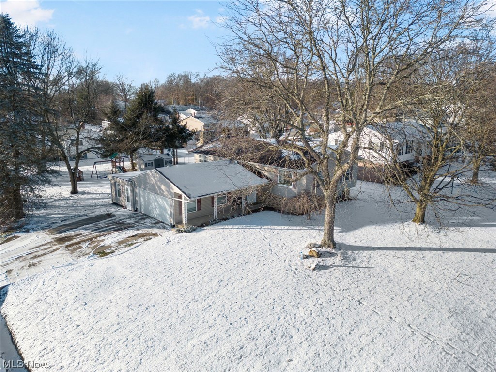 801 Netherwood Avenue Northwest Canton, OH 44708 - Photo 37 of 44 View of home on corner lot