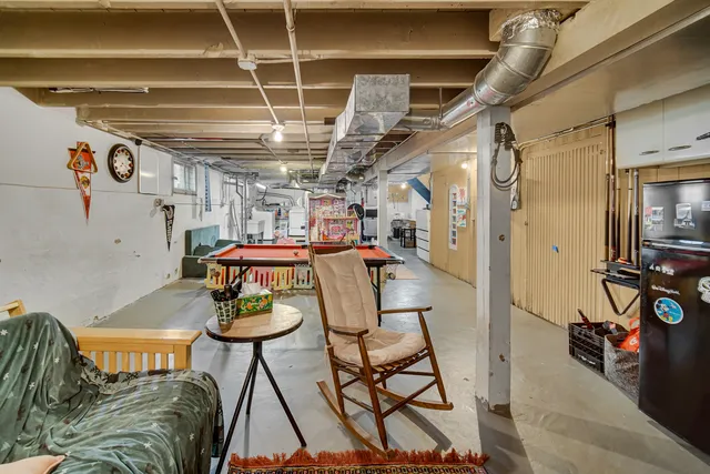 $359,900 | 5531 West Grace Street, Chicago, IL 60641