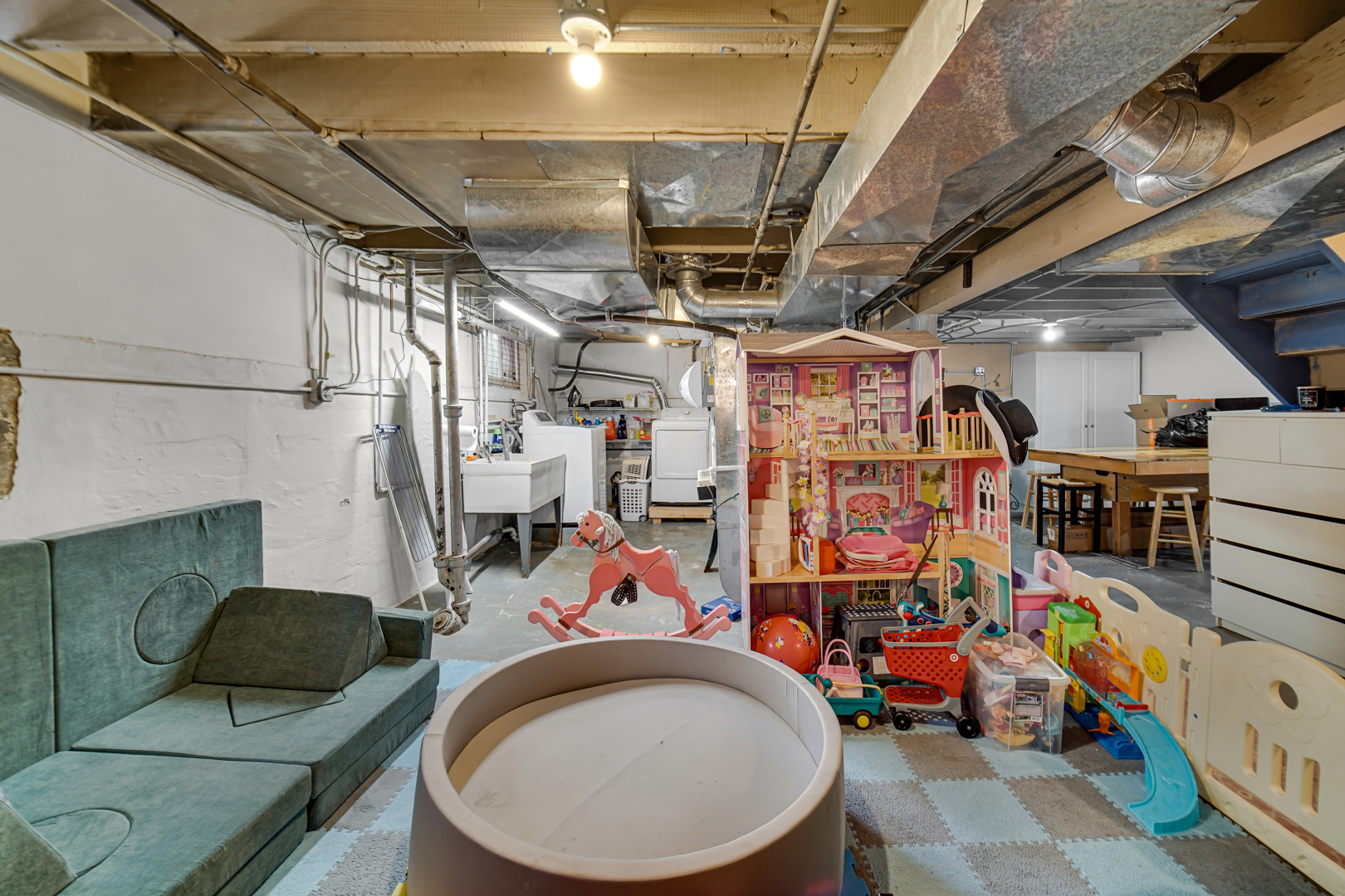 5531 West Grace Street Chicago, IL 60641 - Photo 21 of 22 a view of storage and utility room