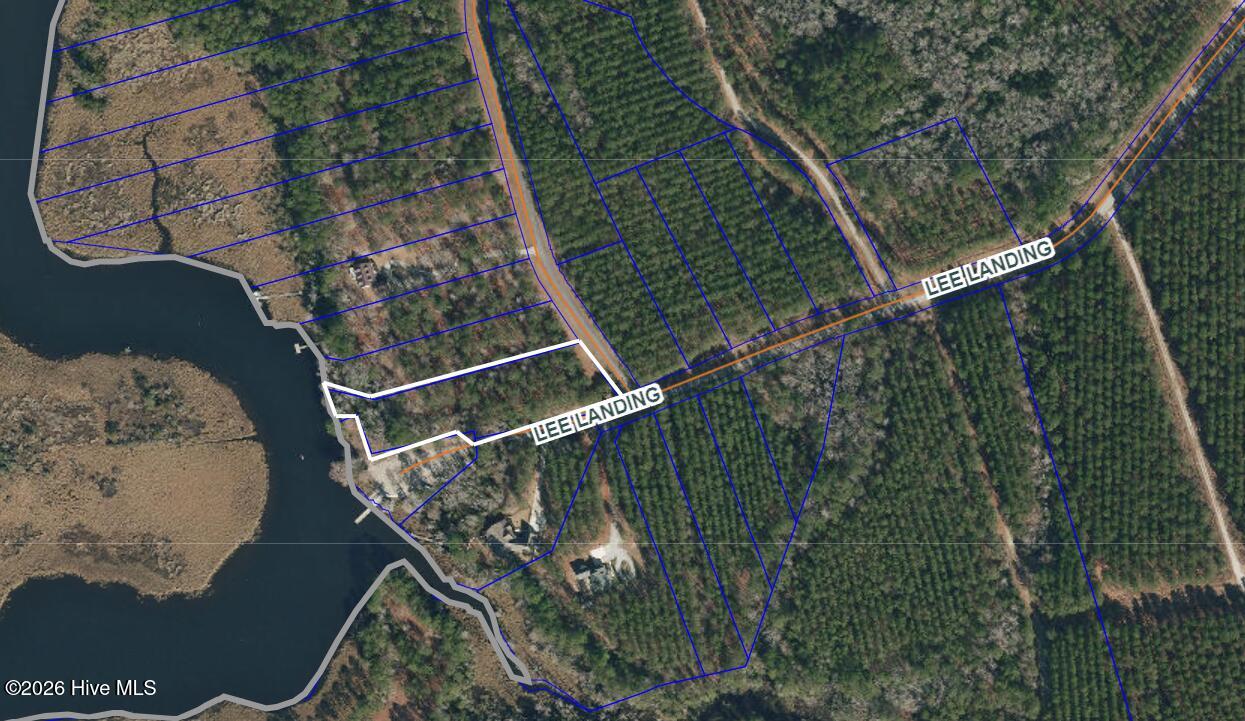 21 North Berne Landing Road New Bern, NC 28560 - Photo 7 of 9 21 N BERNE LANDING RD