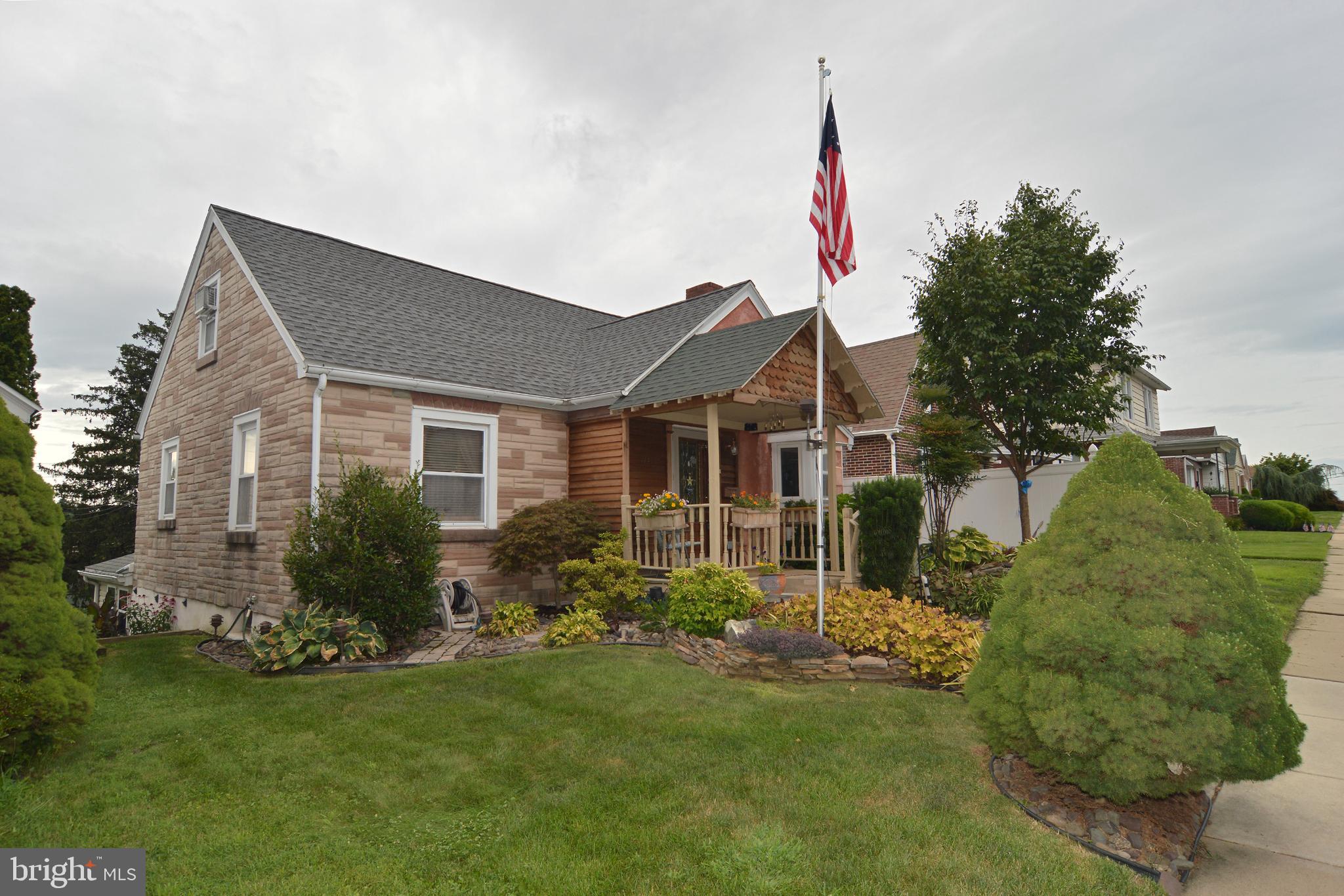 1431 Fayette Avenue Reading, PA 19607 - Photo 1 of 27 Gallery Image 1