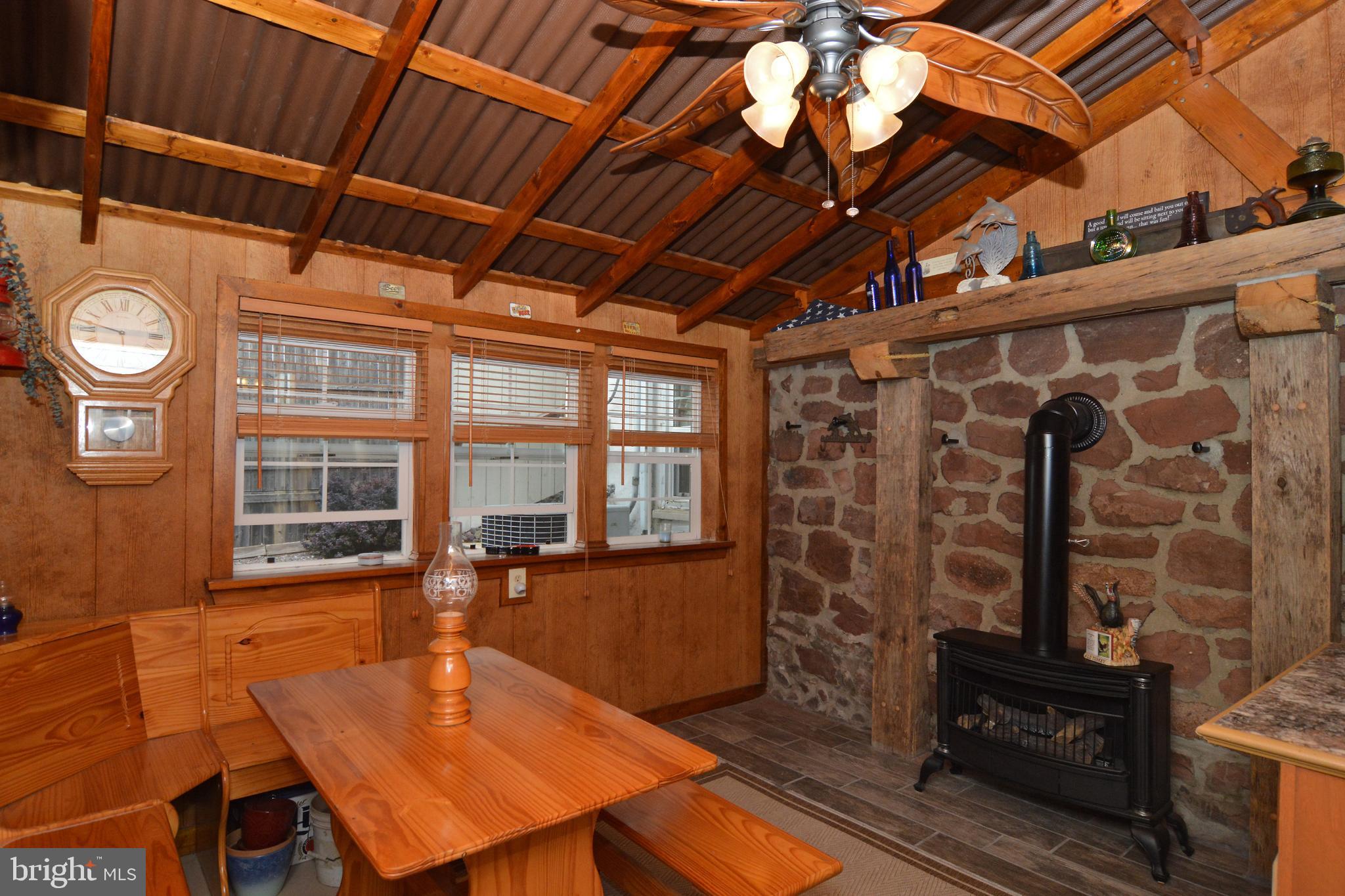 1431 Fayette Avenue Reading, PA 19607 - Photo 20 of 27 Gallery Image 20