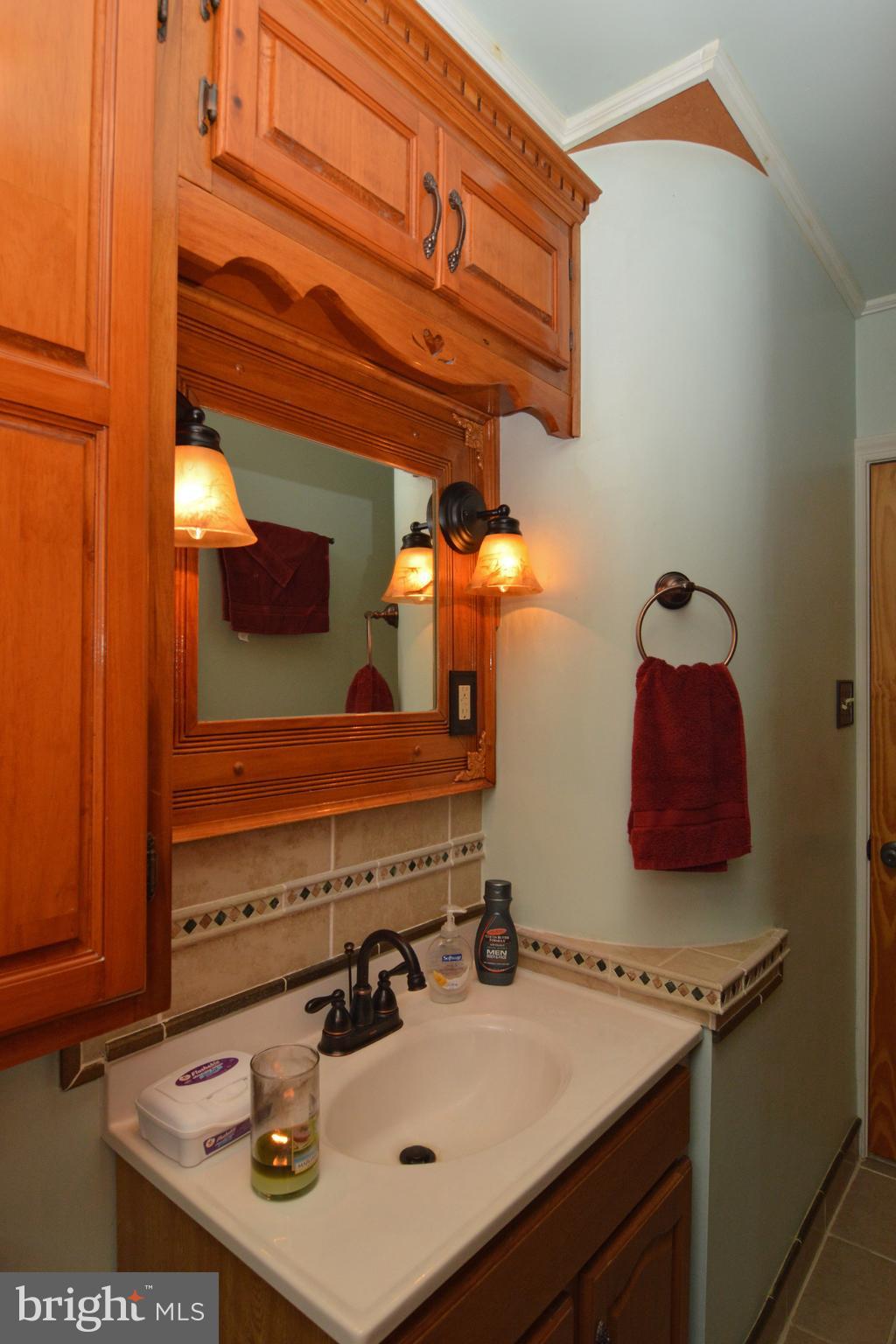 1431 Fayette Avenue Reading, PA 19607 - Photo 8 of 27 Gallery Image 8
