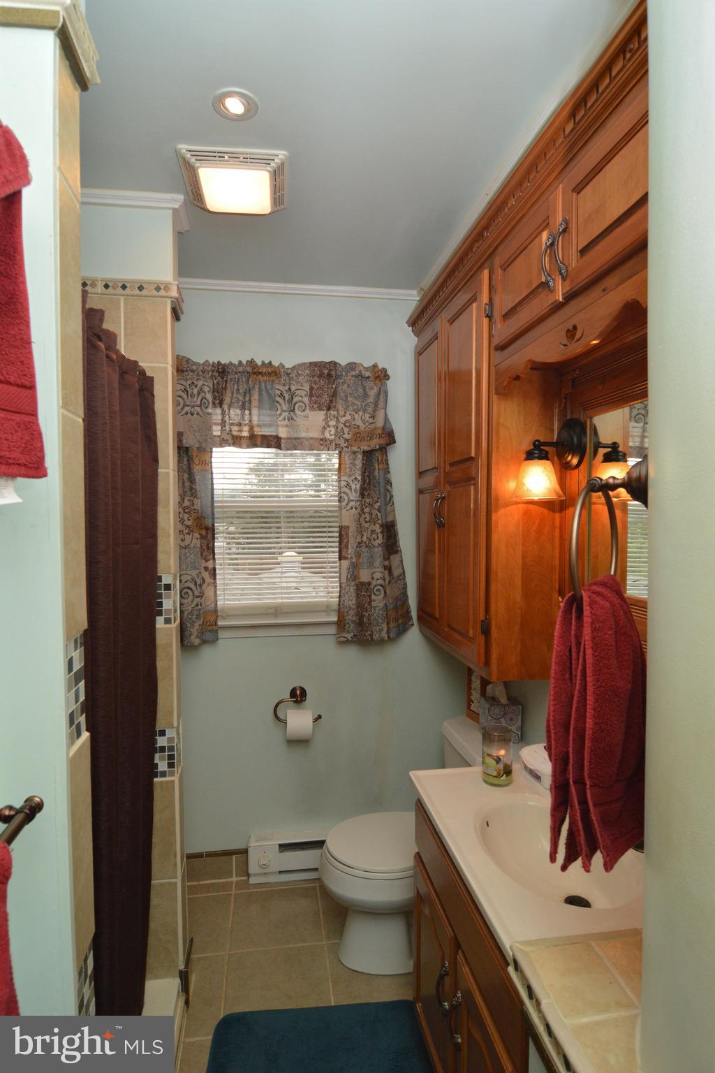 1431 Fayette Avenue Reading, PA 19607 - Photo 9 of 27 Gallery Image 9