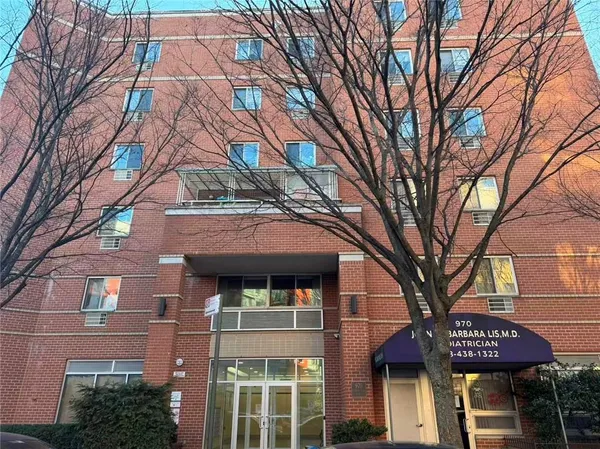 $858,000 | 970 41st Street, Unit 3E | Borough Park