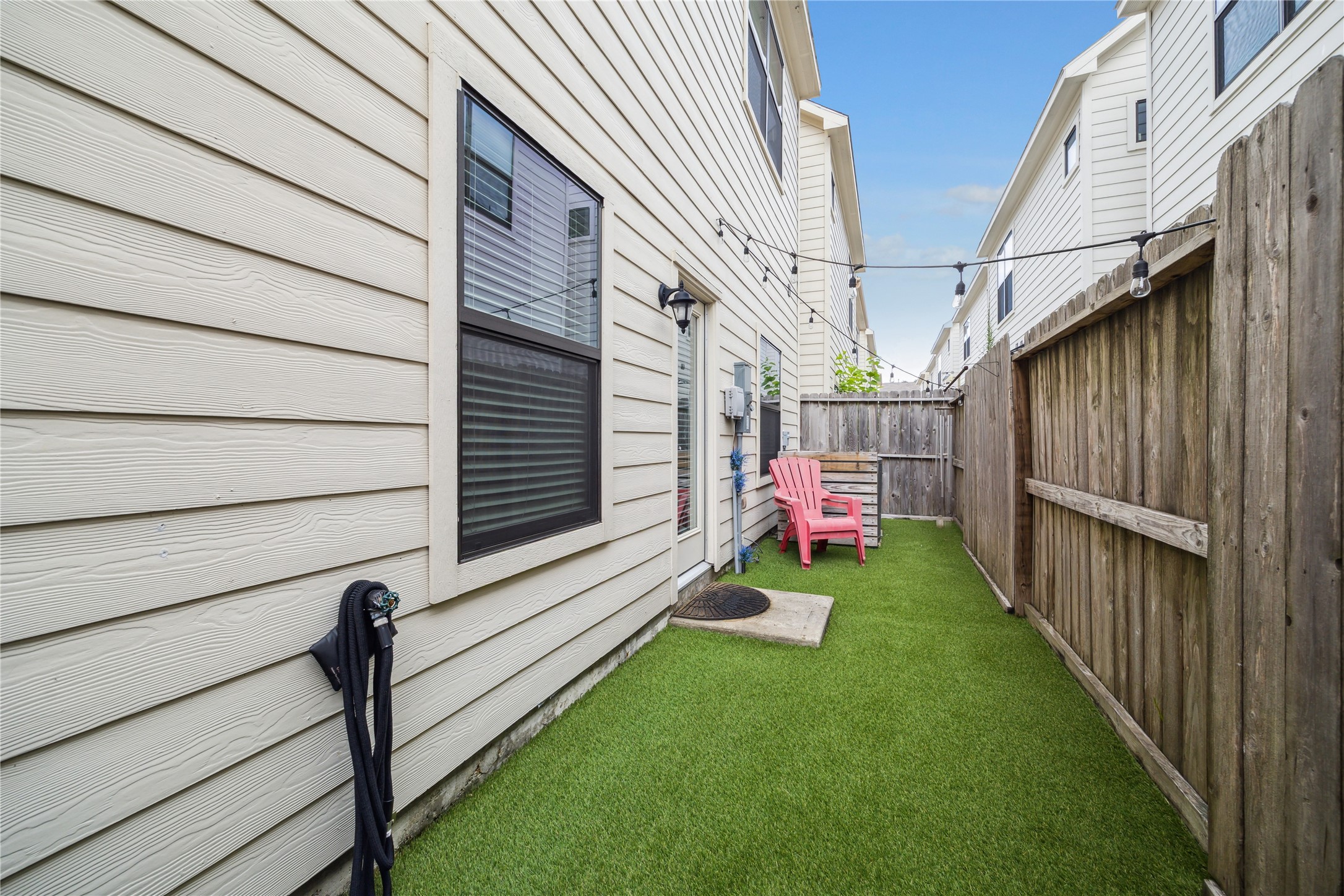 3939 Tulane Street Houston, TX 77018 - Photo 20 of 23 a view of a porch with wooden floor and stairs