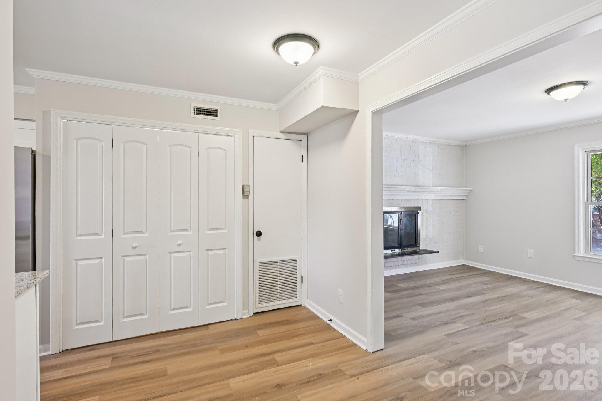 2231 Rexford Road, Unit B Charlotte, NC 28211 - Photo 9 of 23