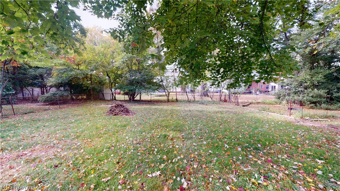 1294 Brainard Road Lyndhurst, OH 44124 - Photo 26 of 27