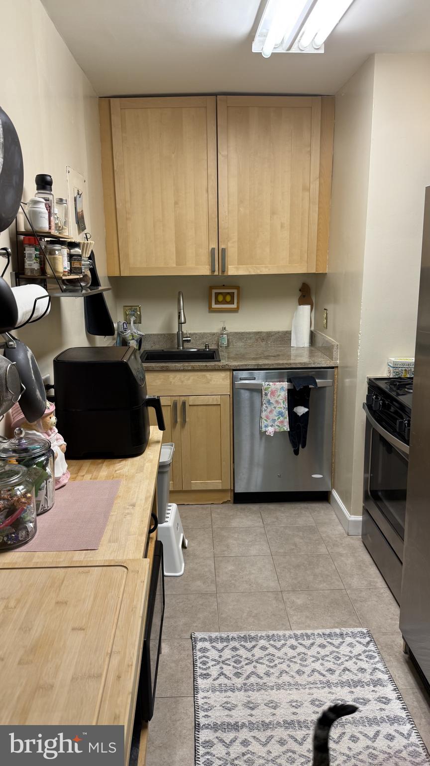 500 Thayer Avenue, Unit 303 Silver Spring, MD 20910 - Photo 11 of 15