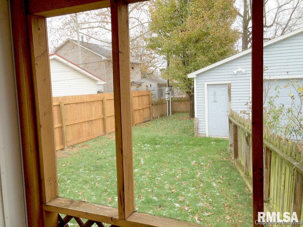 2822 South Price Avenue Springfield, IL 62704 - Photo 25 of 27