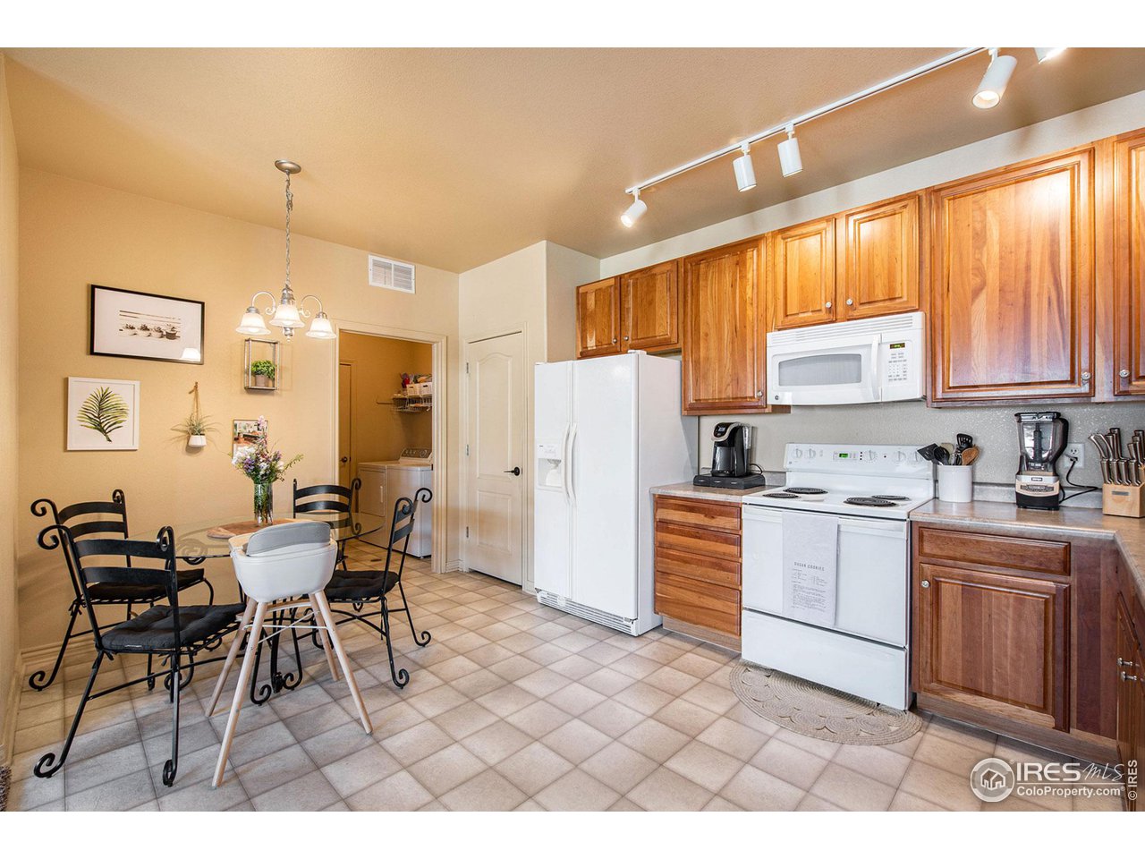 4672 West 20th Road, Unit 2025 Greeley, CO 80634 - Photo 8 of 32 Kitchen 2