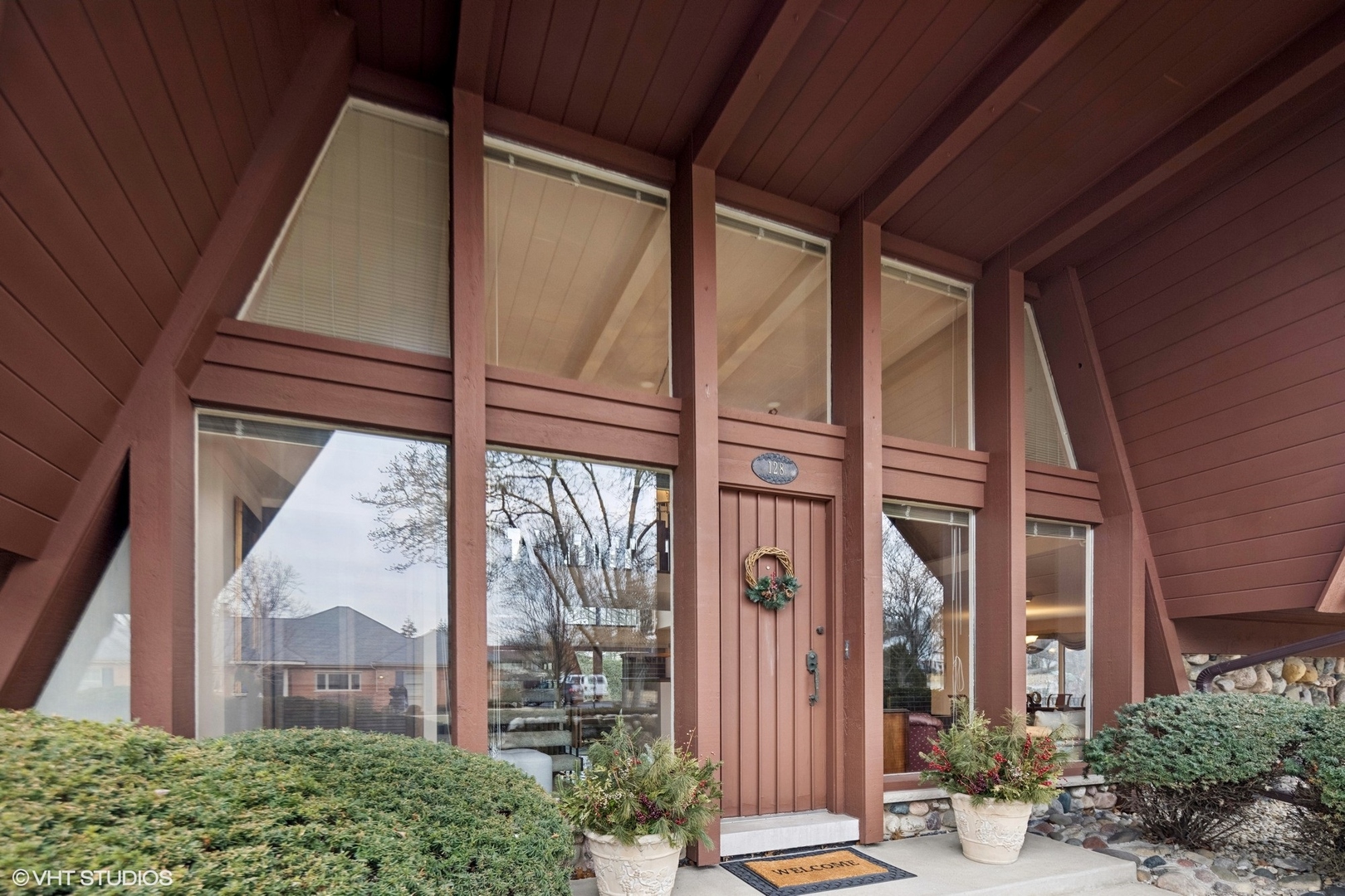 128 Stirrup Lane Burr Ridge, IL 60527 - Photo 3 of 38 Gallery Image 3