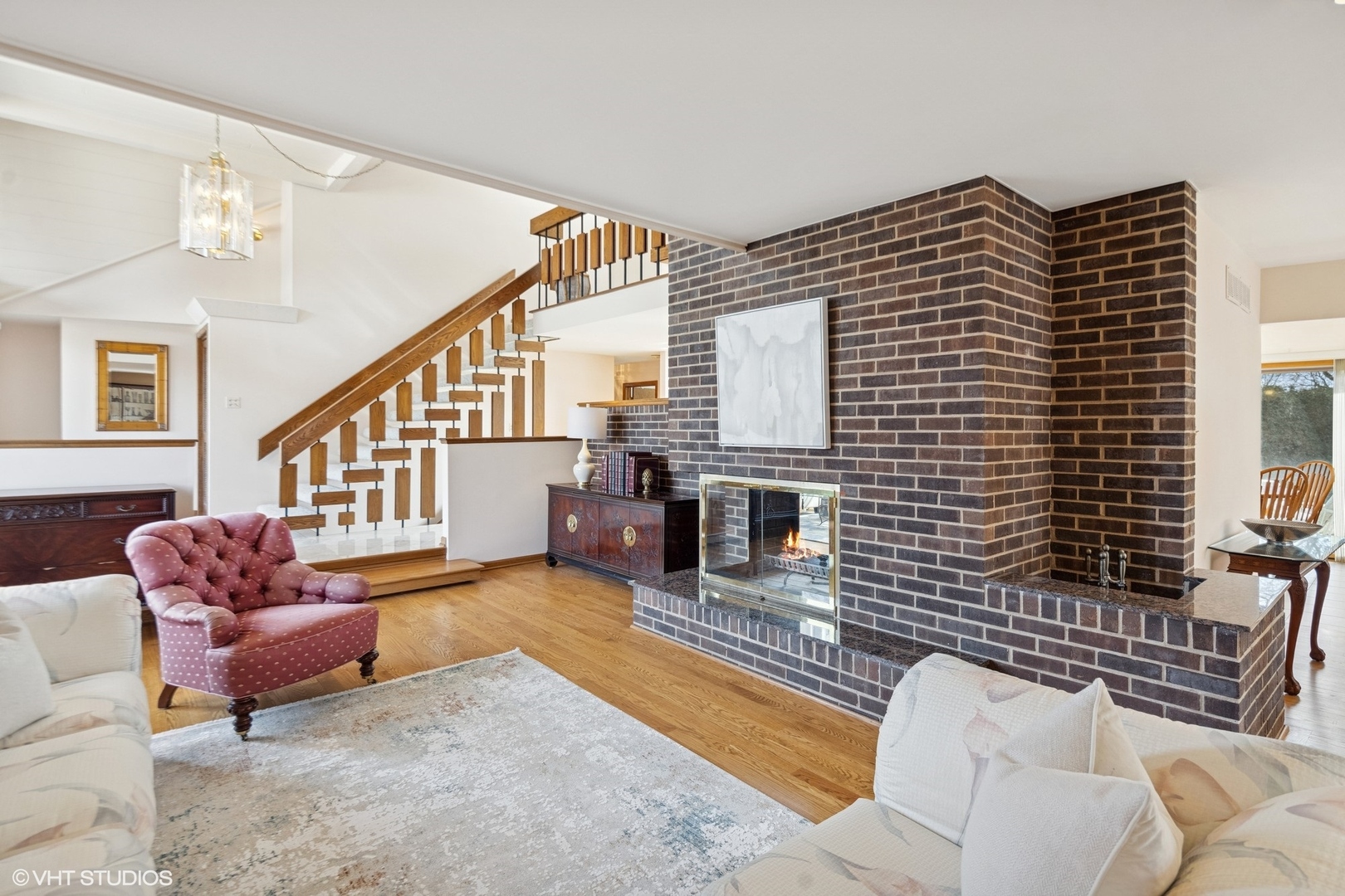 128 Stirrup Lane Burr Ridge, IL 60527 - Photo 6 of 38 Gallery Image 6