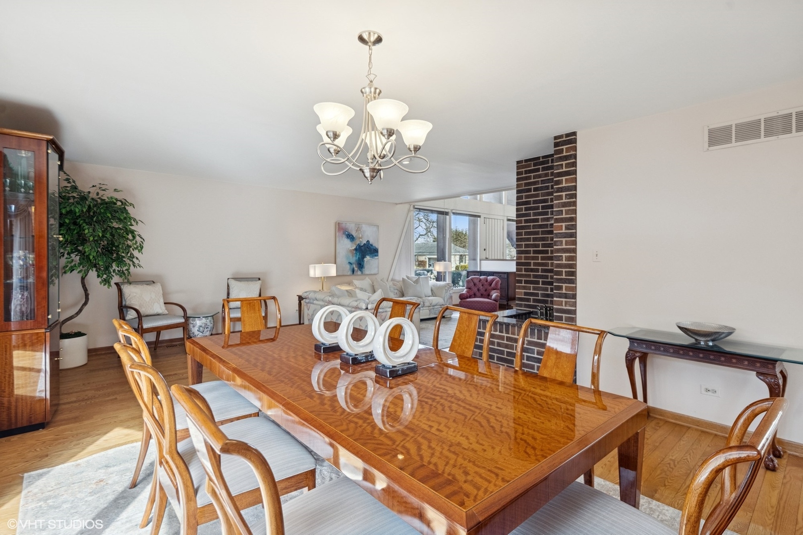 128 Stirrup Lane Burr Ridge, IL 60527 - Photo 10 of 38 Gallery Image 10