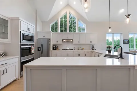 $529,000 | 813 Dogwood Trail, Aubrey, TX 76227