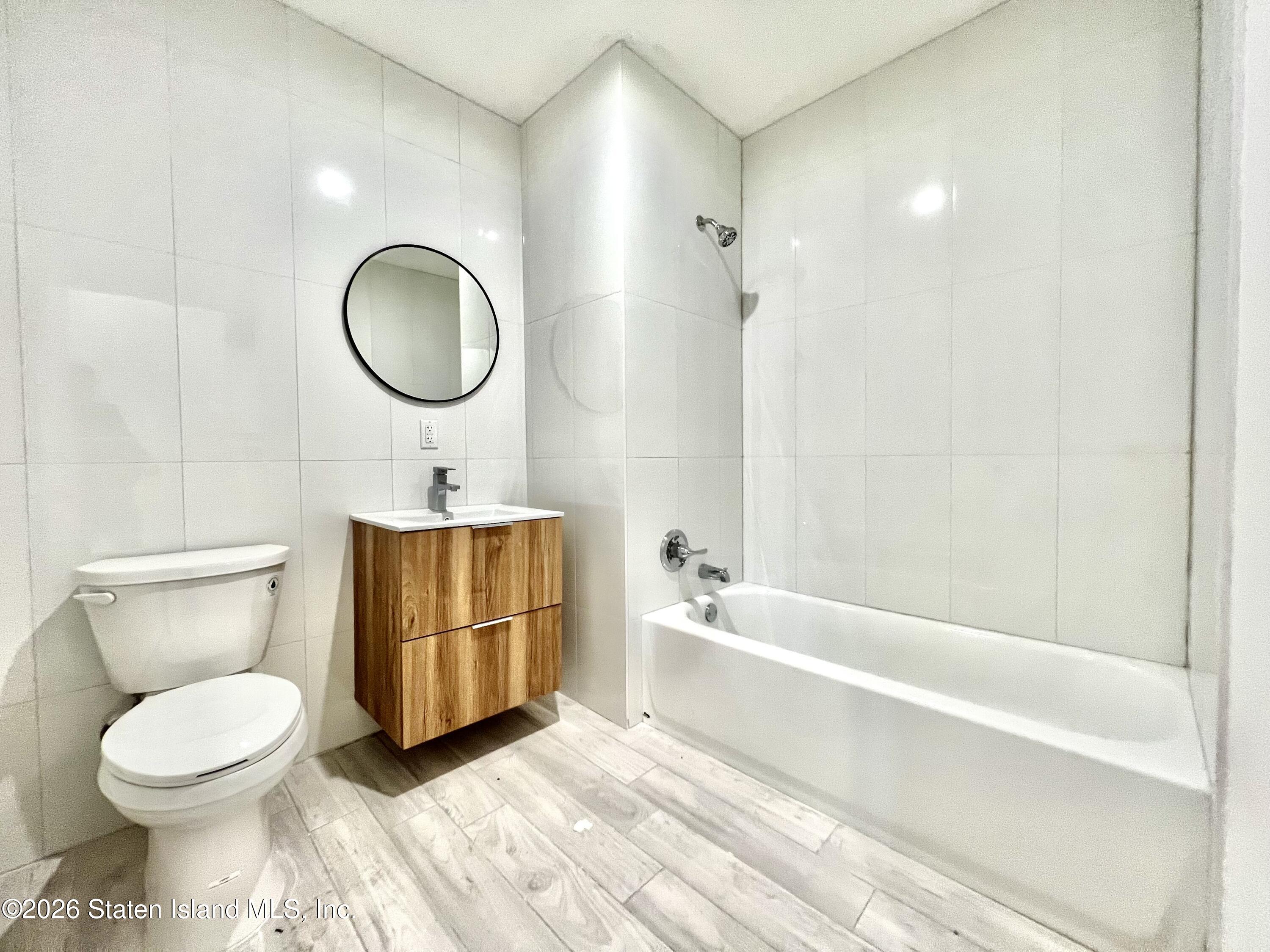 3865 Amboy Road, Unit 2A Staten Island, NY 10308 - Photo 24 of 38 IMG_1958