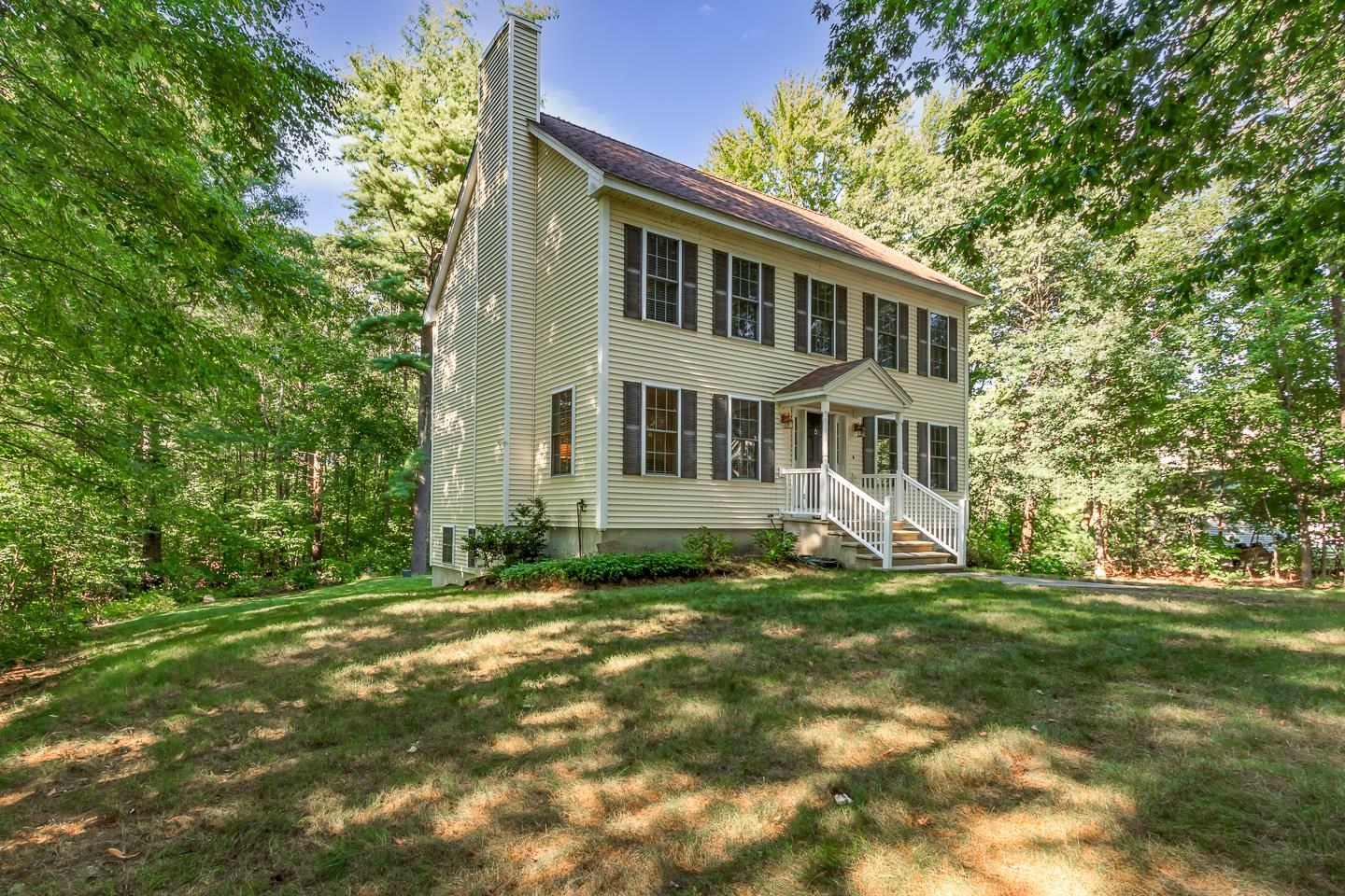 6 Cardinal Circle Derry, NH 03038 - Photo 13 of 40