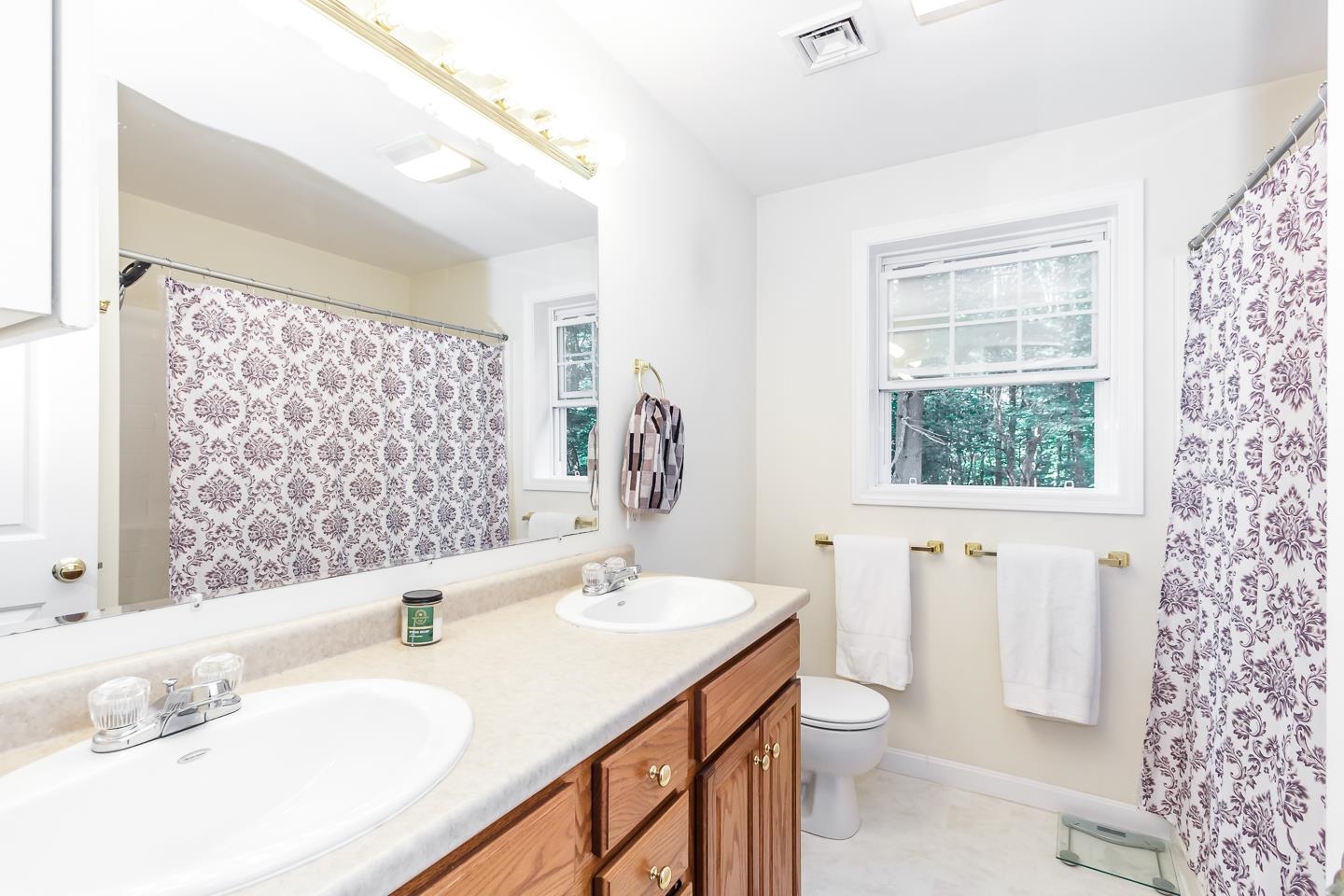 6 Cardinal Circle Derry, NH 03038 - Photo 19 of 40