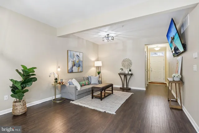 $400,000 | 270 Milkweed Drive, Allentown, PA 18104