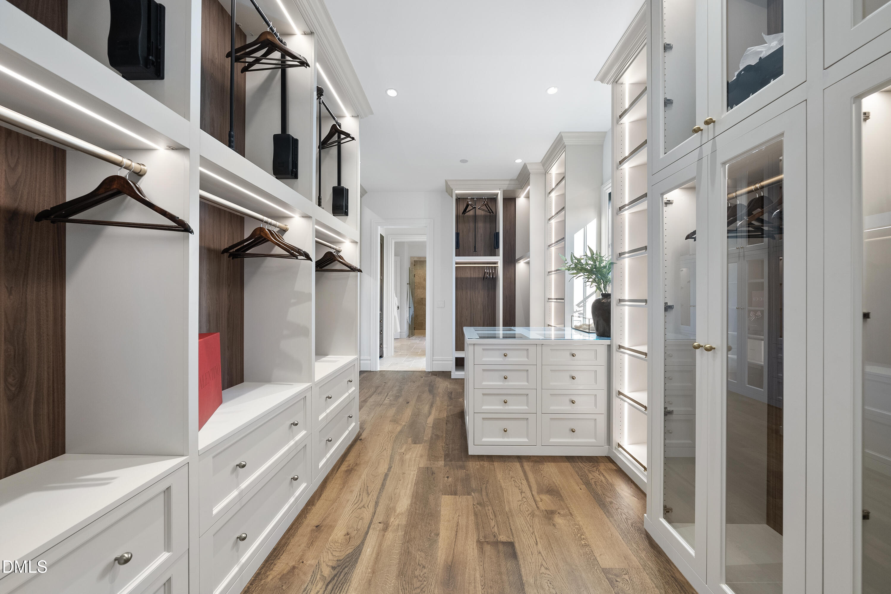 2128 Ridge Road Raleigh, NC 27607 - Photo 72 of 100 DSC03163