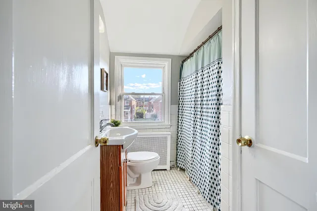 a view of utility room