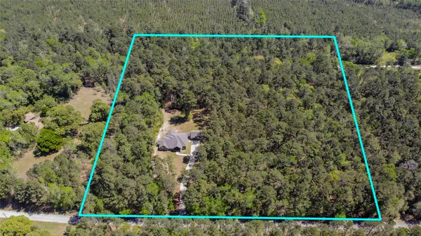 $700,000 | 174 Raven Wood Street, Huntsville, TX 77320