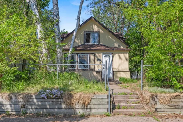 $239,000 | 4715 Camden Avenue North, Minneapolis, MN 55430