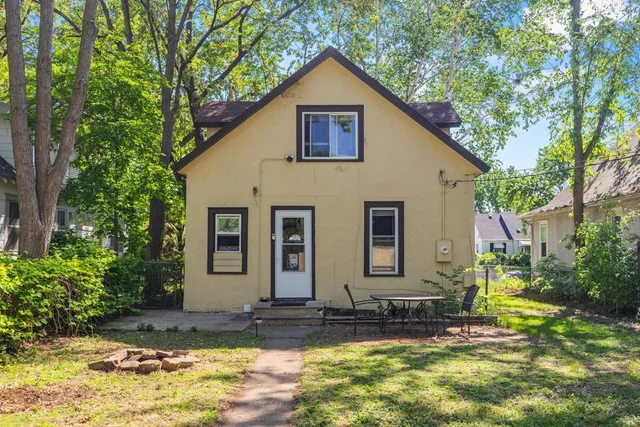 $239,000 | 4715 Camden Avenue North, Minneapolis, MN 55430