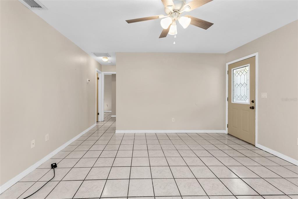 2209 Woodmere Road Venice, FL 34293 - Photo 6 of 32