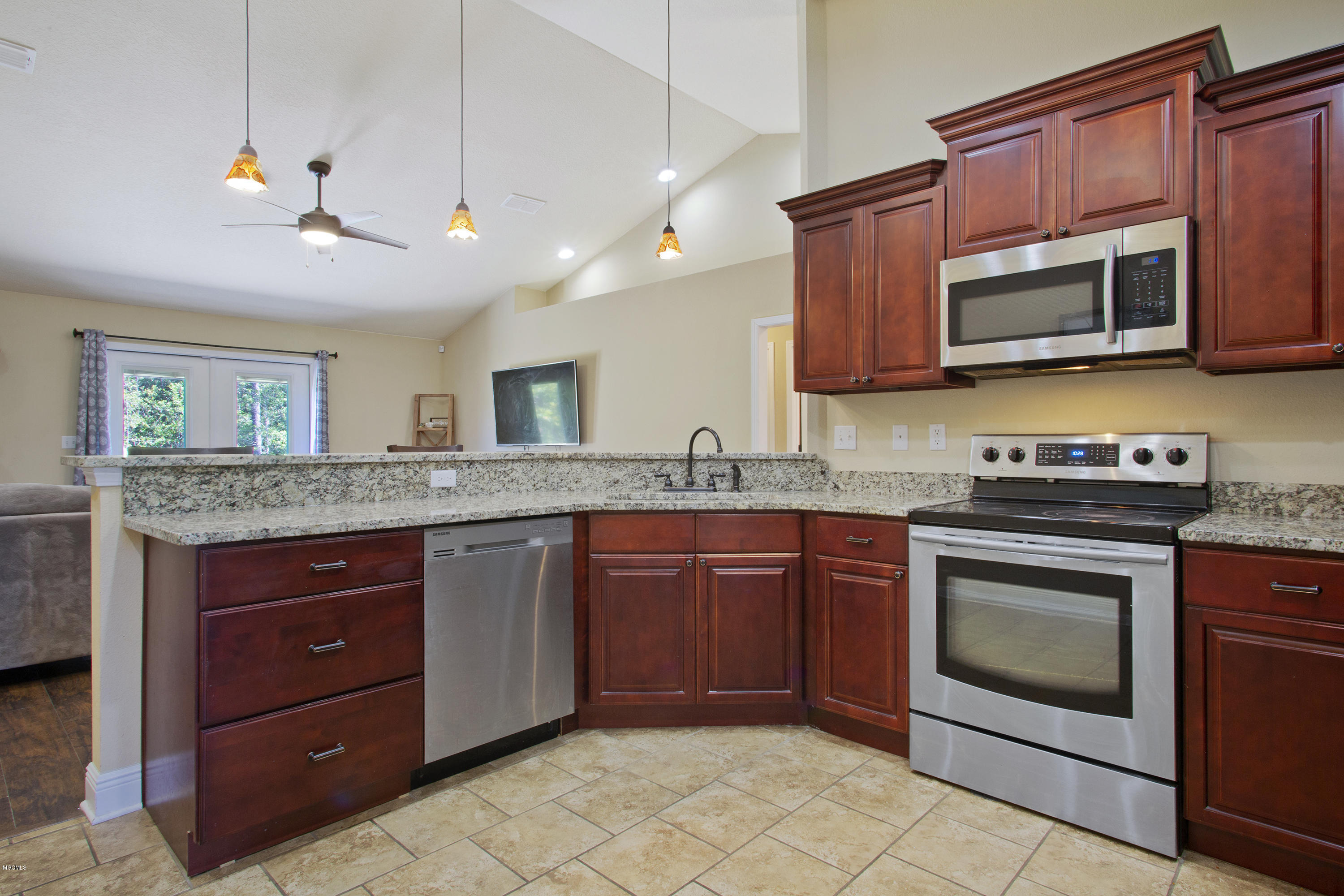 21779 Ridgeview Drive Saucier, MS 39574 - Photo 10 of 28 010