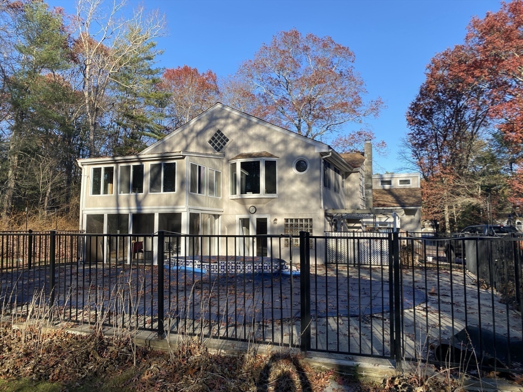 174 Reed Street Hanson, MA 02341 - Photo 13 of 42 Gallery Image 13