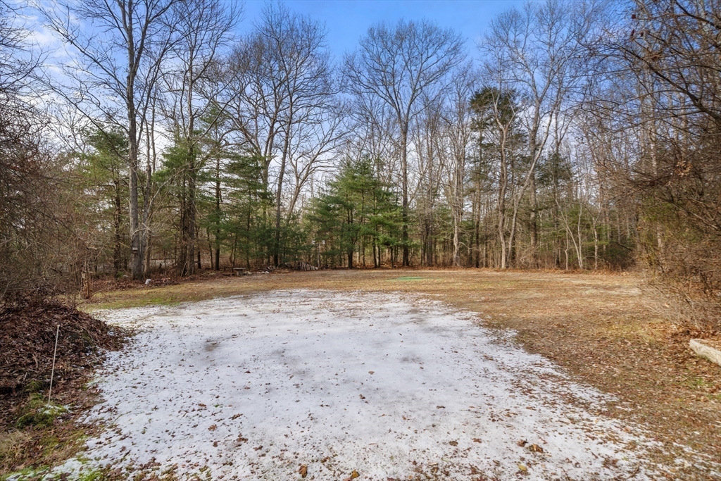 174 Reed Street Hanson, MA 02341 - Photo 17 of 42 Gallery Image 17