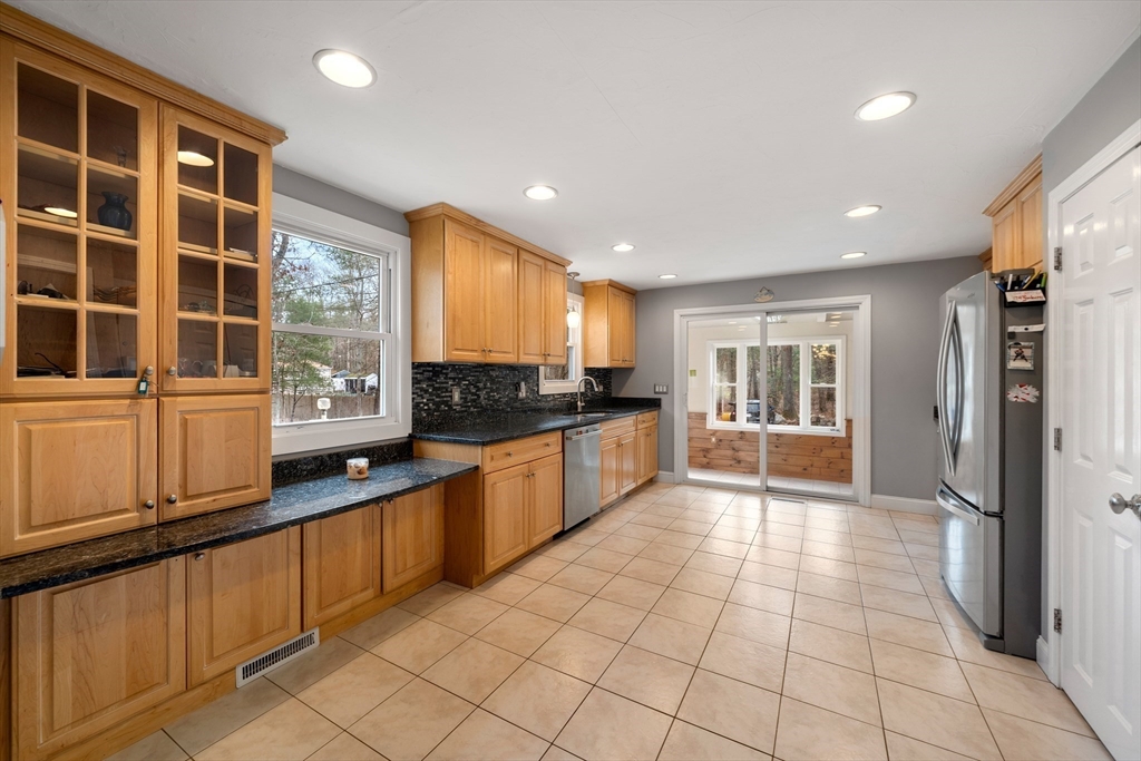 174 Reed Street Hanson, MA 02341 - Photo 20 of 42 Gallery Image 20