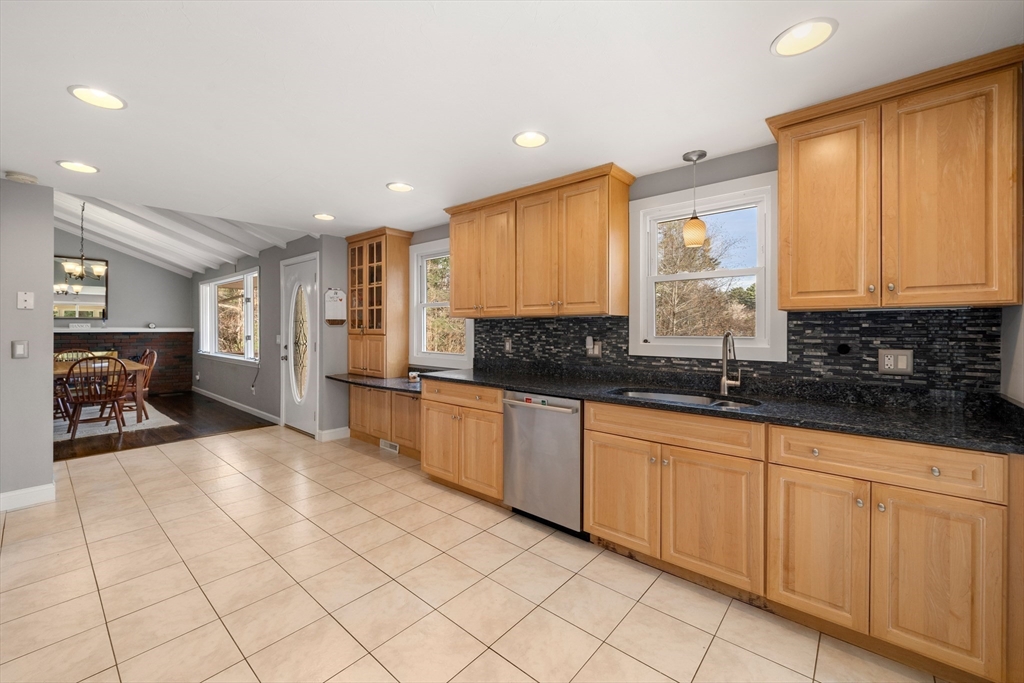174 Reed Street Hanson, MA 02341 - Photo 22 of 42 Gallery Image 22
