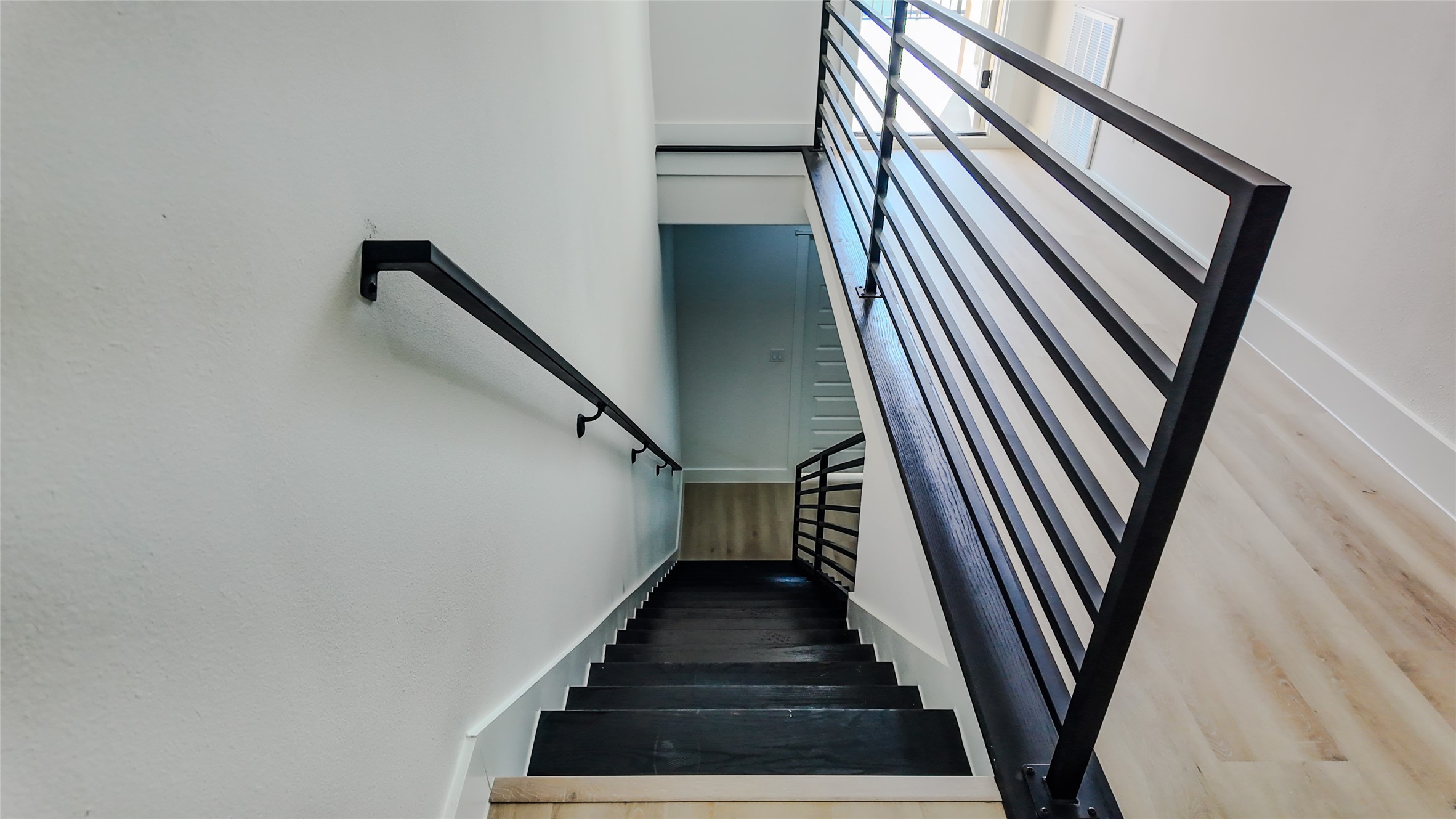819 North Loop Houston, TX 77022 - Photo 49 of 50