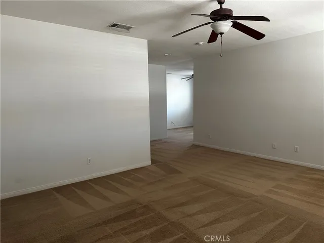 $2,590 | 14931 Corlita Street, Victorville, CA 92394