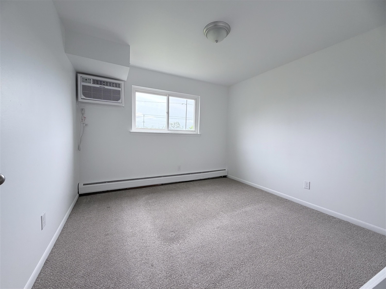 1705 Charlton Road Trenton, MI 48183 - Photo 17 of 17