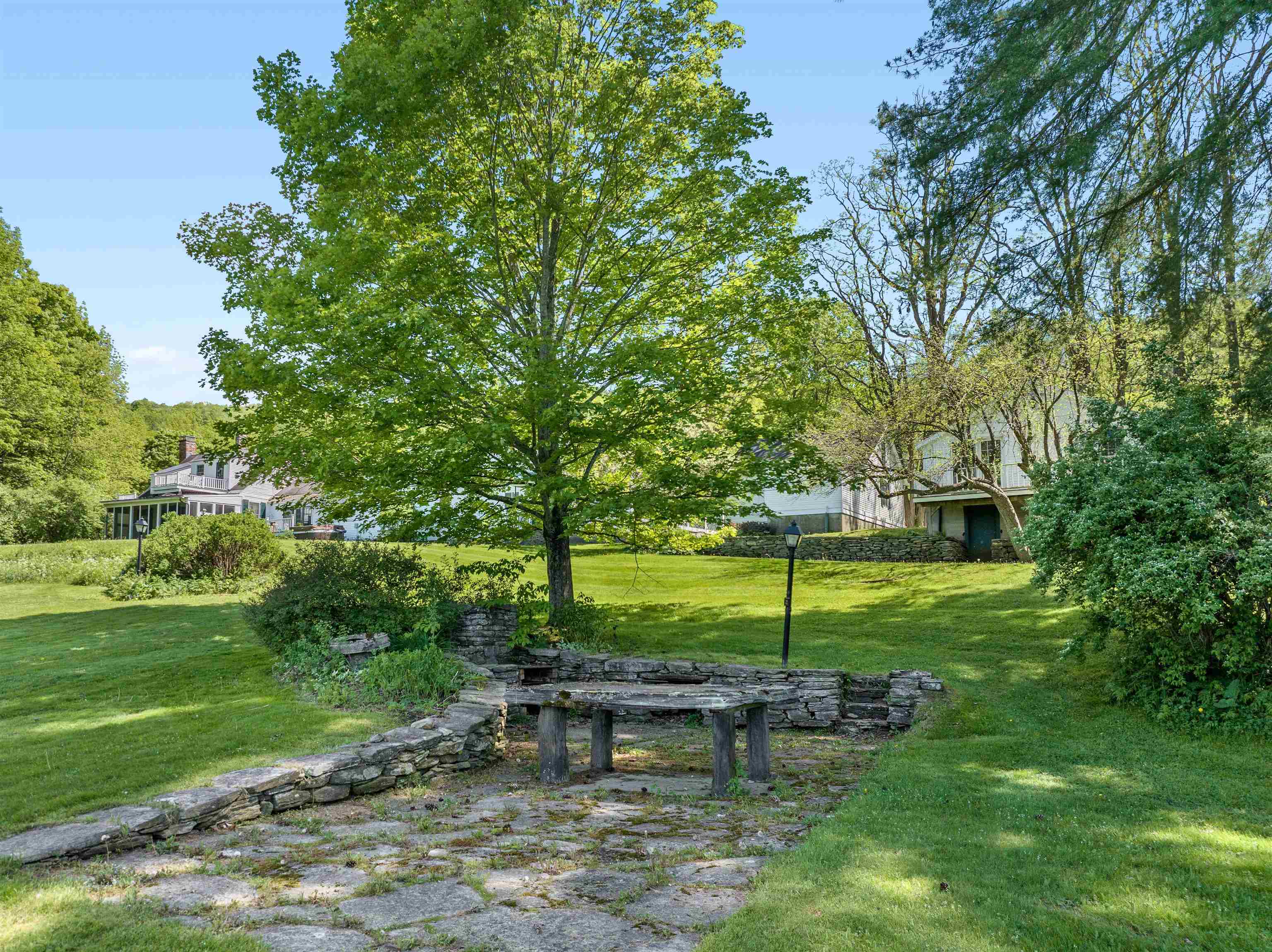 2810 Crosstown Road Berlin, VT 05602 - Photo 23 of 40