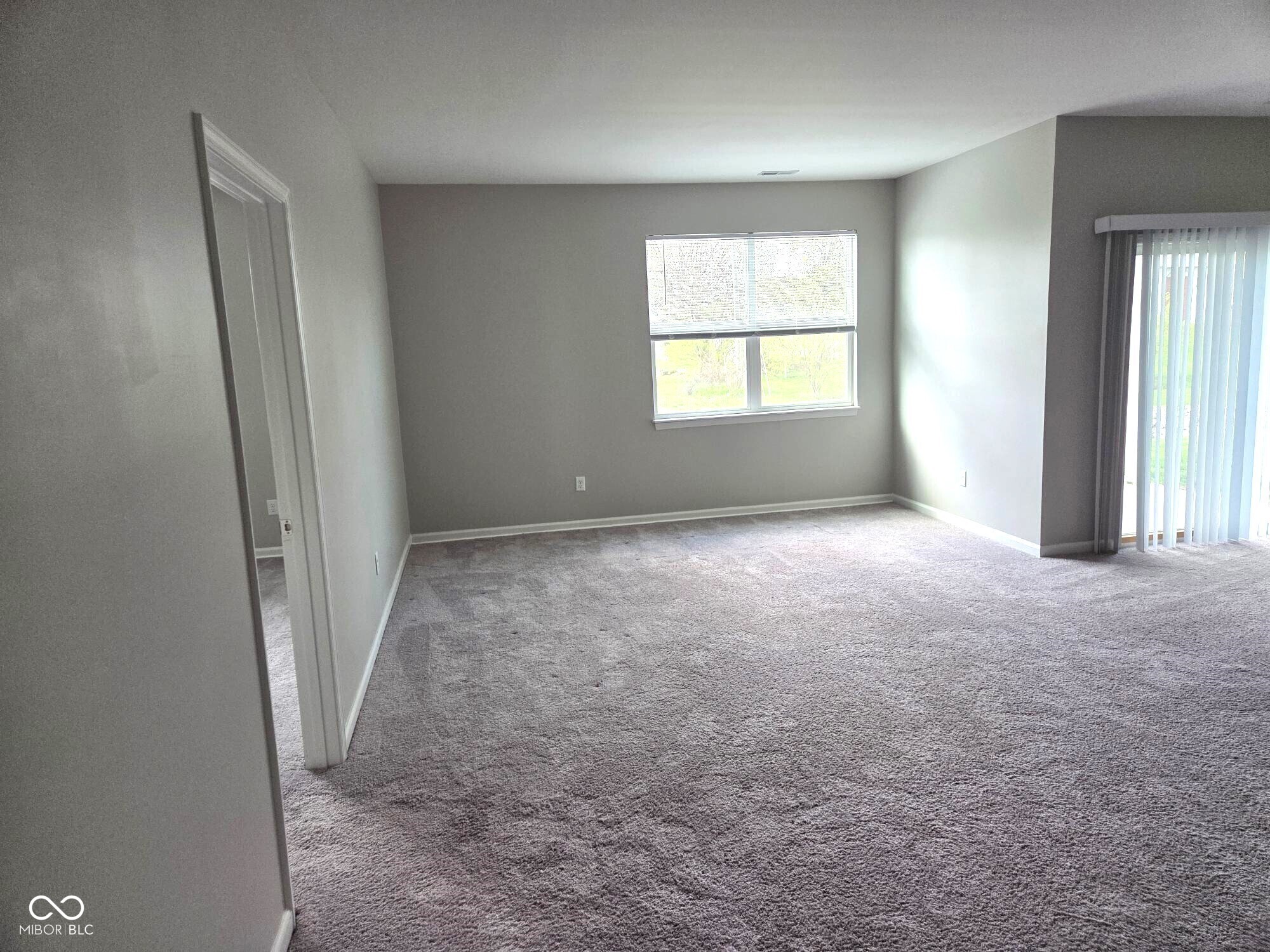 1617 Capra Court Beech Grove, IN 46107 - Photo 4 of 20