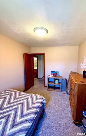 $177,000 | 143 Cherry Lane, Washington, IL 61571