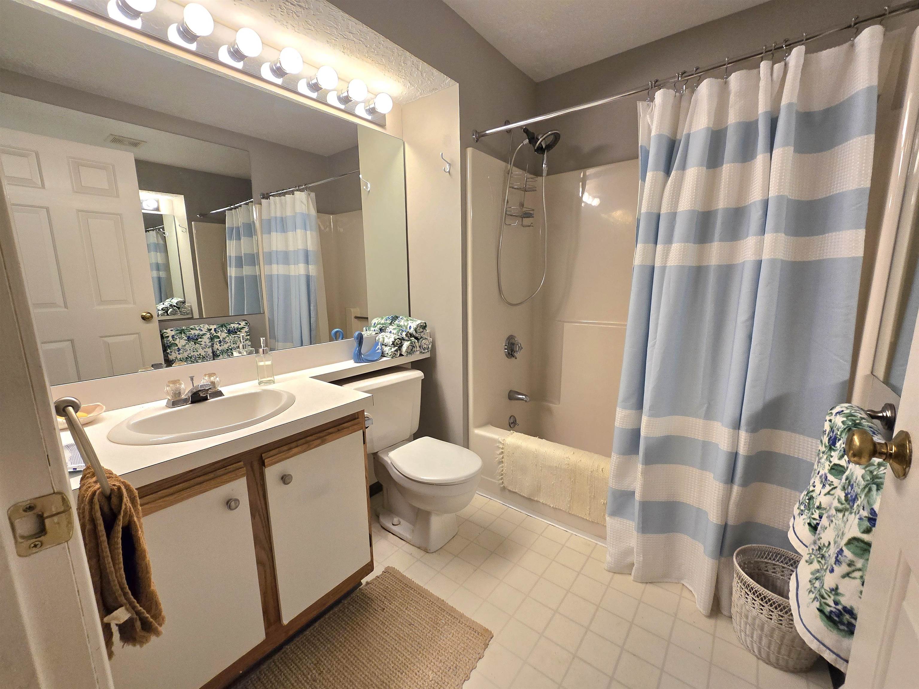 19 Saco Street, Unit 58 Conway, NH 03813 - Photo 21 of 31