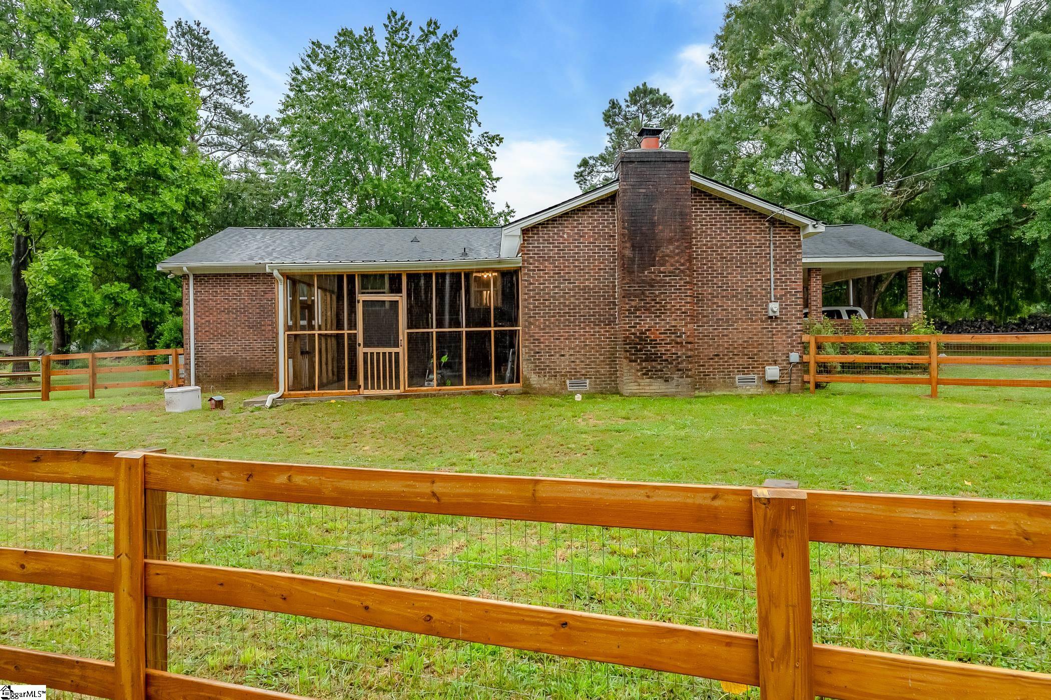 1935 Curry Road Laurens, SC 29360 - Photo 26 of 30 Gallery Image 26