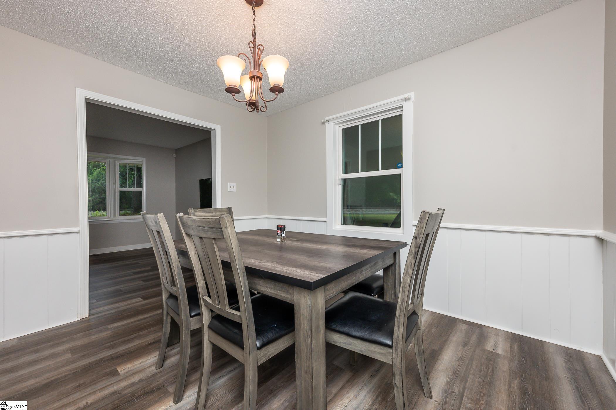 1935 Curry Road Laurens, SC 29360 - Photo 6 of 30 Gallery Image 6