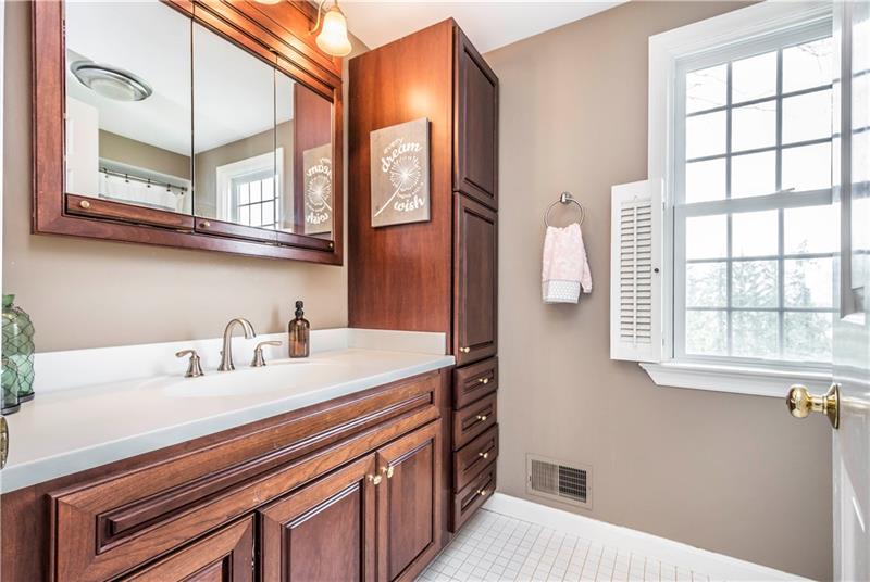 534 Trotwood Ridge Road Pittsburgh, PA 15241 - Photo 19 of 25 Gallery Image 19