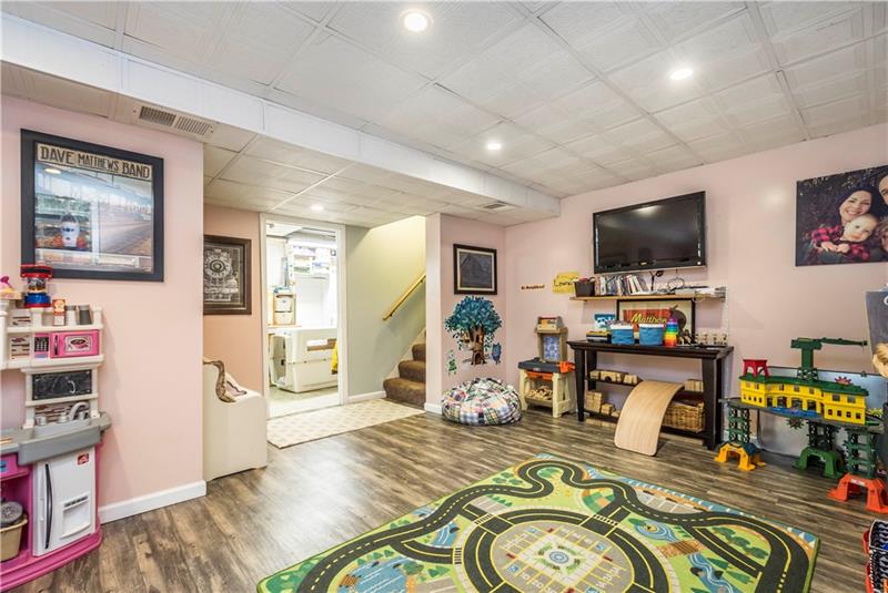 534 Trotwood Ridge Road Pittsburgh, PA 15241 - Photo 21 of 25 Gallery Image 21