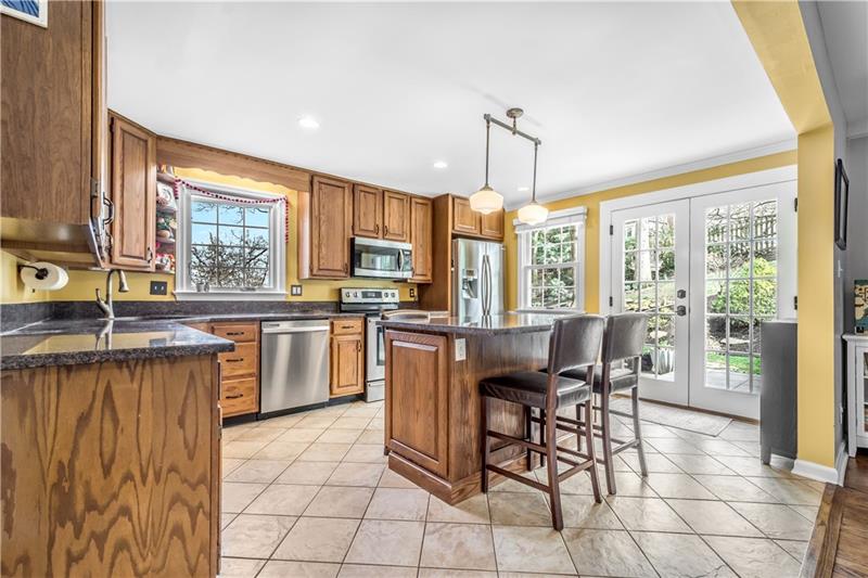 534 Trotwood Ridge Road Pittsburgh, PA 15241 - Photo 6 of 25 Gallery Image 6