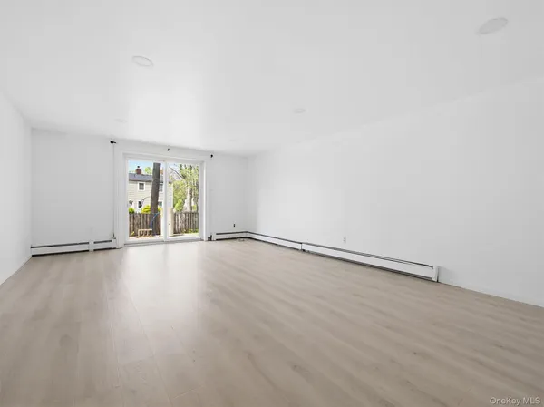 $805,000 | 11 Willow Drive, Suffern, NY 10901