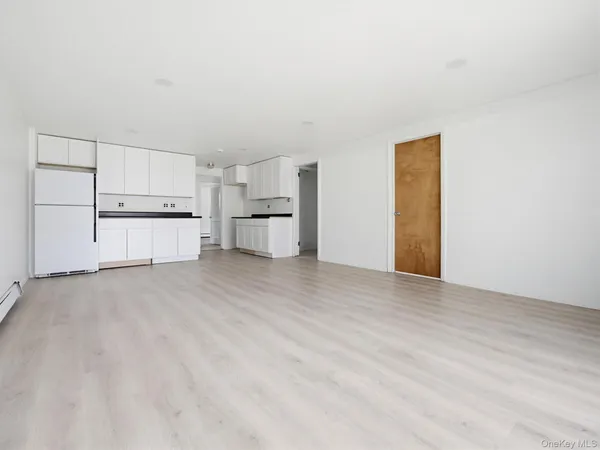 $805,000 | 11 Willow Drive, Suffern, NY 10901