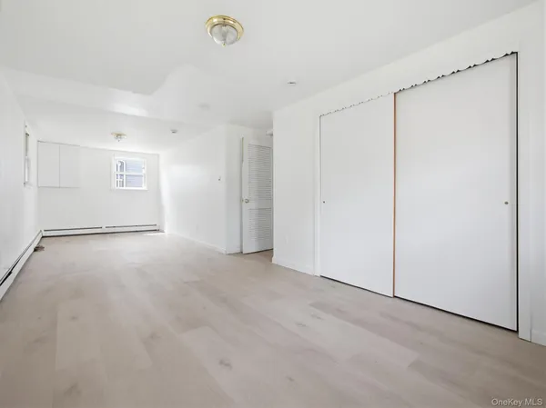 $805,000 | 11 Willow Drive, Suffern, NY 10901