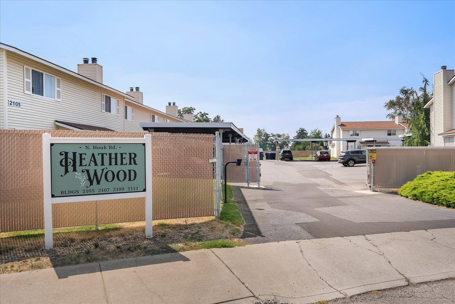 2107 North Houk Road, Unit #1 Spokane Valley, WA 99216 - Photo 2 of 31